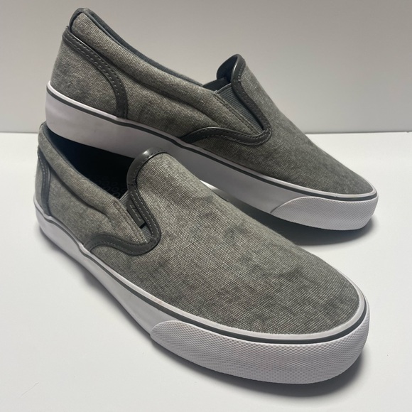 Lugz Clipper 2 Gray Classic Canvas Slip-On Sneakers Mens 8
